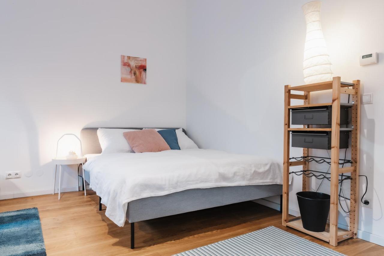 Cozy Apartment, 2 Private Terraces, 8 Min To City Center Viena Exterior foto